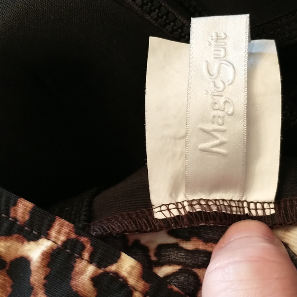 Magic Suit - Picture 4 of 5